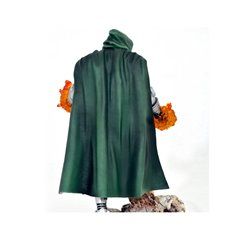 Doctor Doom - Marvel Gallery Diorama - Diamond Select Toys - Figura 25 cm