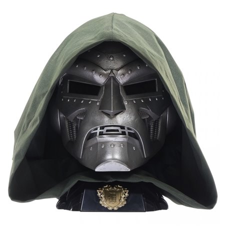 Réplica Casco Doctor Doom Hasbro - Marvel Legends Fantastic 4